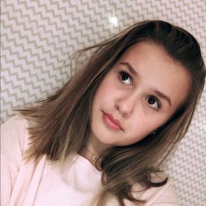 Meet your Posher, Brianna